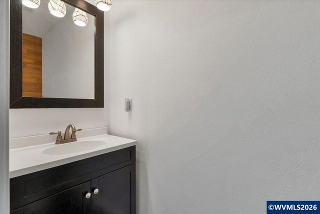 7792 St. Charles St NE, Keizer, OR 97303