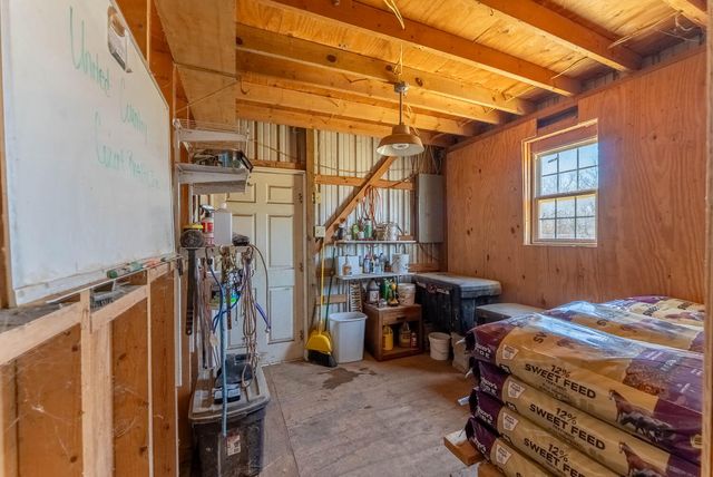 4092 County Road 1690, Willow Springs, MO 65793