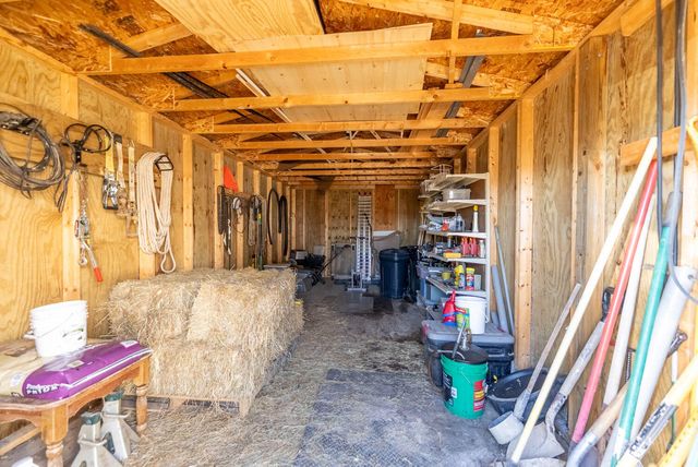 4092 County Road 1690, Willow Springs, MO 65793