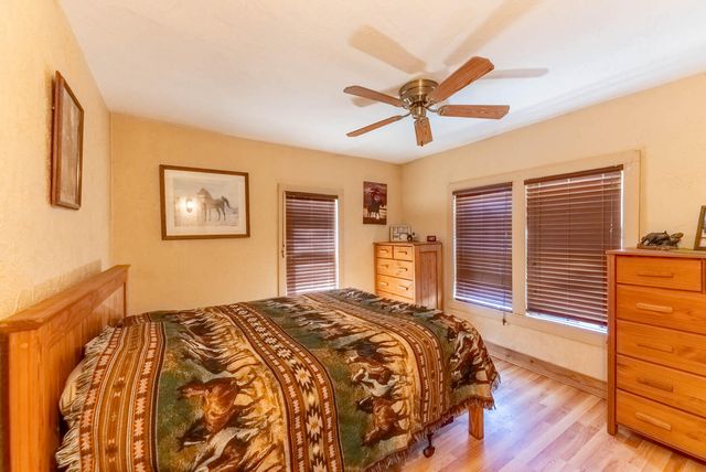 4092 County Road 1690, Willow Springs, MO 65793