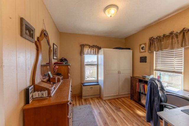 4092 County Road 1690, Willow Springs, MO 65793