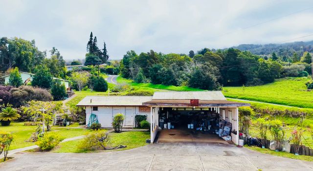 1375 Copp Rd, Kula, HI 96790