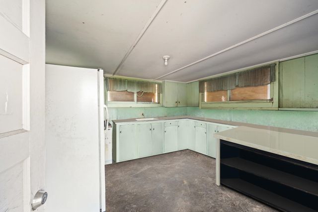 1375 Copp Rd, Kula, HI 96790