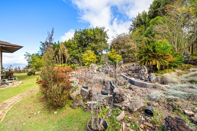 1375 Copp Rd, Kula, HI 96790