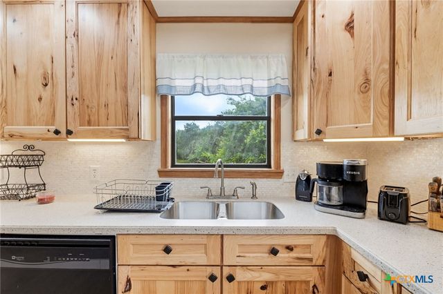 769 County Road 4804, Copperas Cove, TX 76522