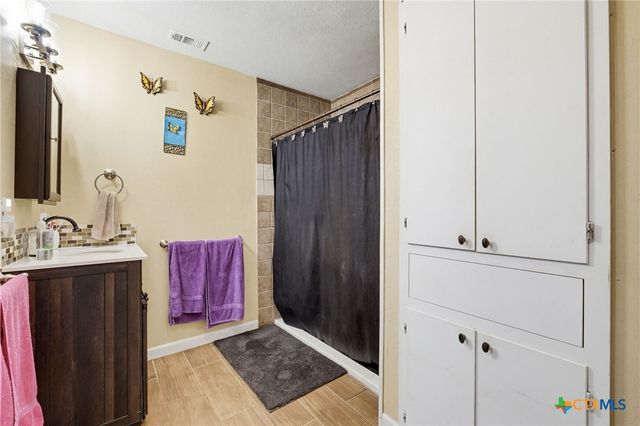 769 County Road 4804, Copperas Cove, TX 76522