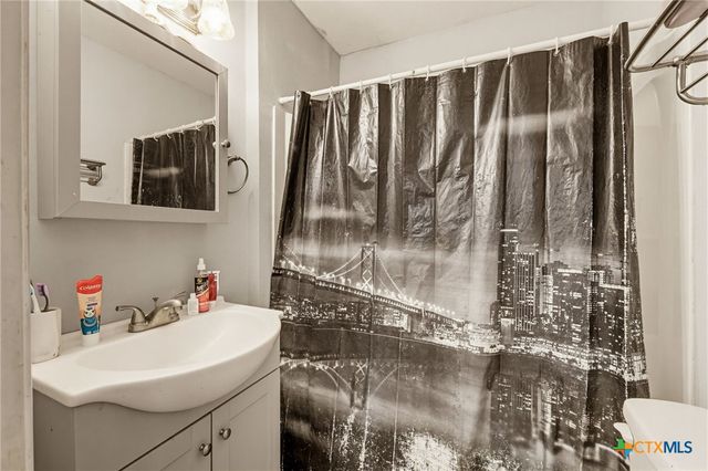 769 County Road 4804, Copperas Cove, TX 76522