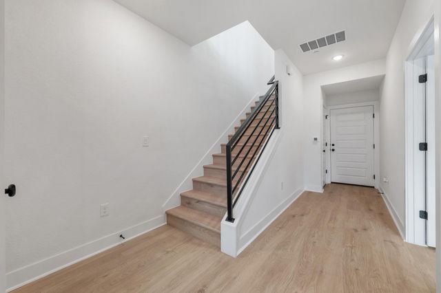 200 W 56th ST 1103, Austin, TX 78751