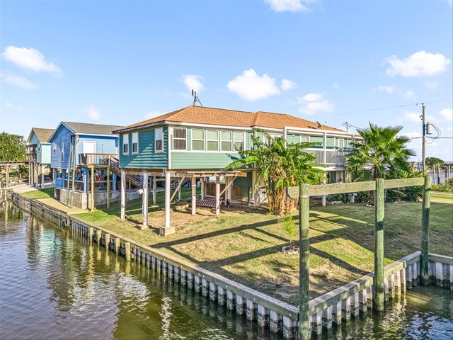 159 Garth Street, Freeport, TX 77541