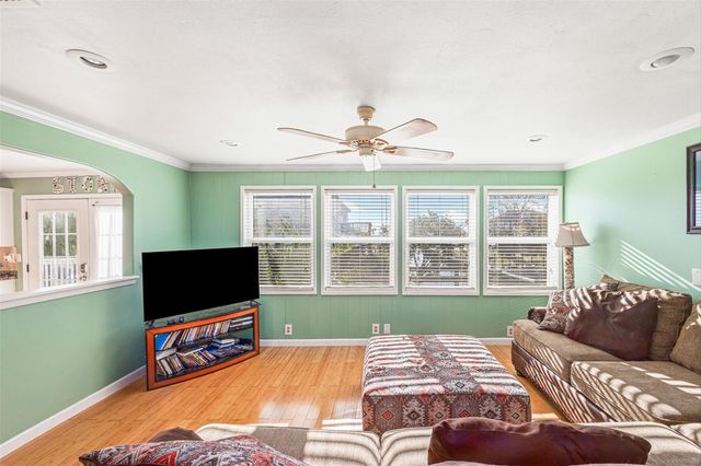 159 Garth Street, Freeport, TX 77541