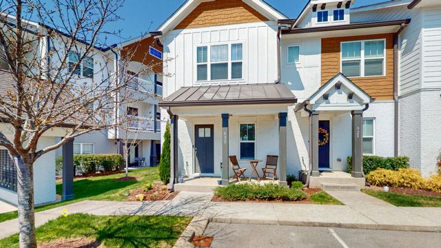 930 Governors Ct, Antioch, TN 37013