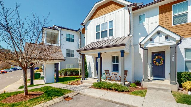 930 Governors Ct, Antioch, TN 37013