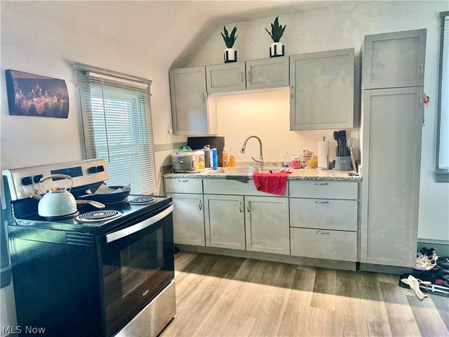 3318 W 48th Street, Cleveland, OH 44102