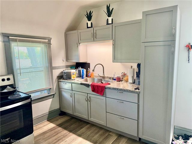 3318 W 48th Street, Cleveland, OH 44102