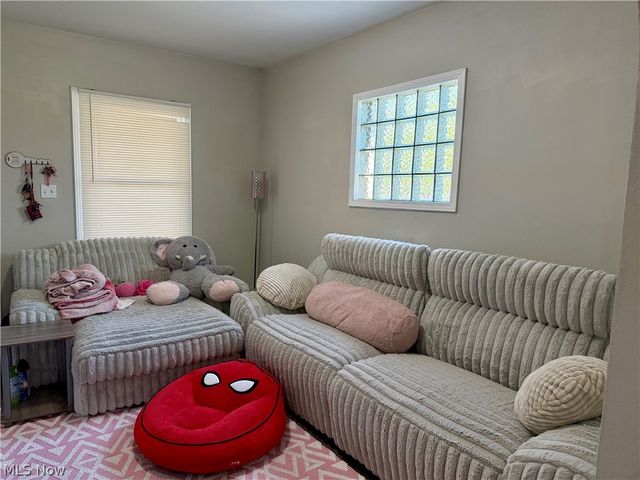 3318 W 48th Street, Cleveland, OH 44102
