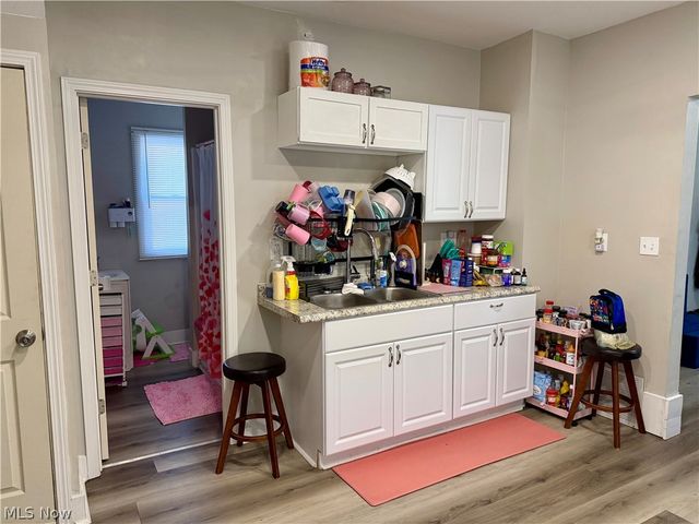 3318 W 48th Street, Cleveland, OH 44102