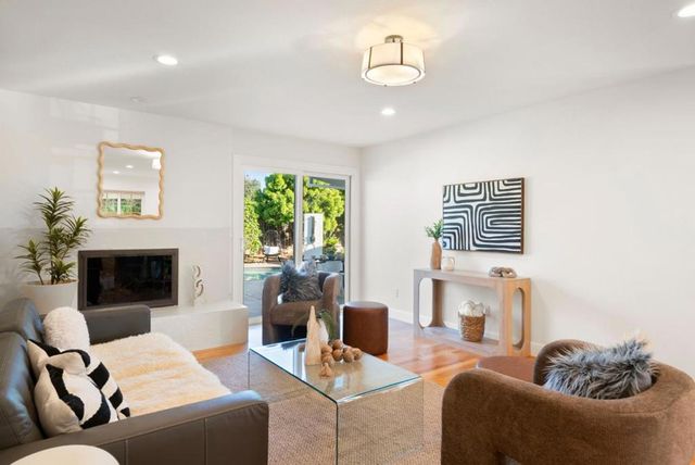 20318 Miljevich Drive, Saratoga, CA 95070