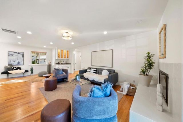 20318 Miljevich Drive, Saratoga, CA 95070