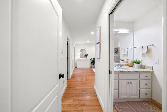20318 Miljevich Drive, Saratoga, CA 95070