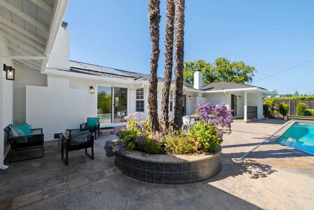 20318 Miljevich Drive, Saratoga, CA 95070