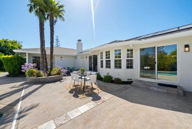 20318 Miljevich Drive, Saratoga, CA 95070