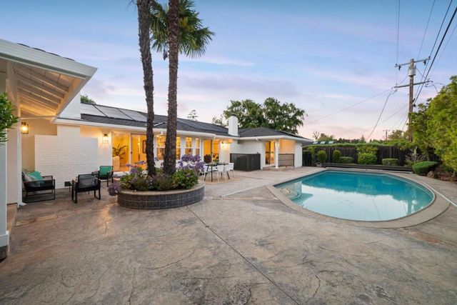 20318 Miljevich Drive, Saratoga, CA 95070