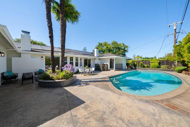 20318 Miljevich Drive, Saratoga, CA 95070