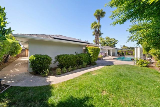 20318 Miljevich Drive, Saratoga, CA 95070