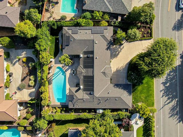 20318 Miljevich Drive, Saratoga, CA 95070