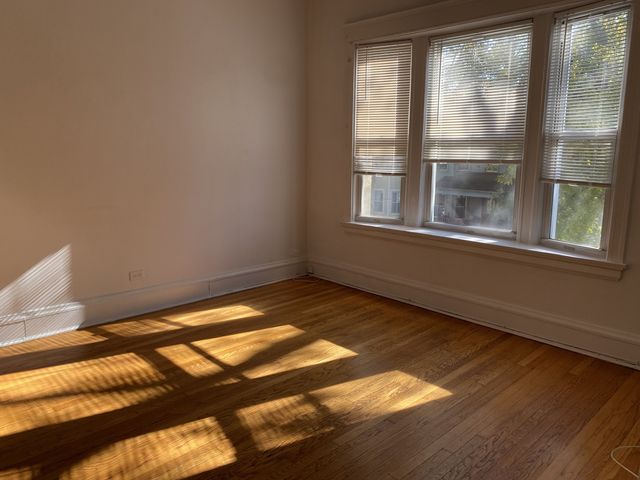 1548 W Highland Avenue W 2, Chicago, IL 60660
