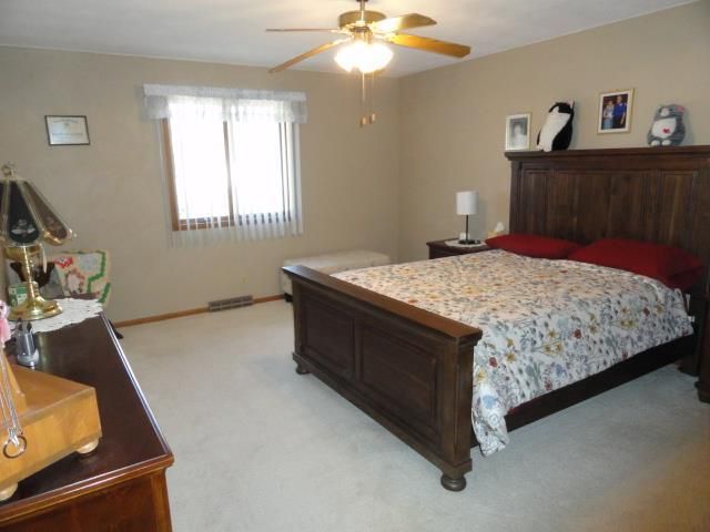 4025 Mackinac Dr, Janesville, WI 53546