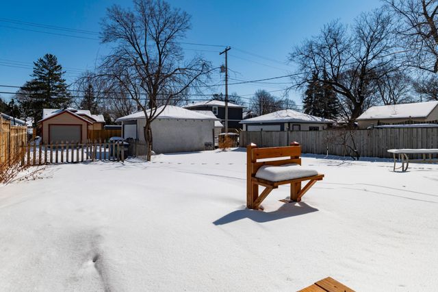 4323 4th Avenue S, Minneapolis, MN 55409