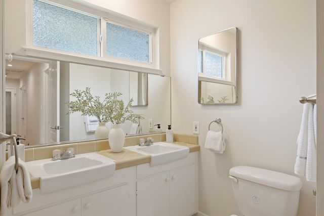 579 Arran Court, Sunnyvale, CA 94087