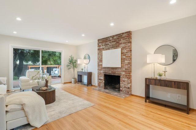 579 Arran Court, Sunnyvale, CA 94087