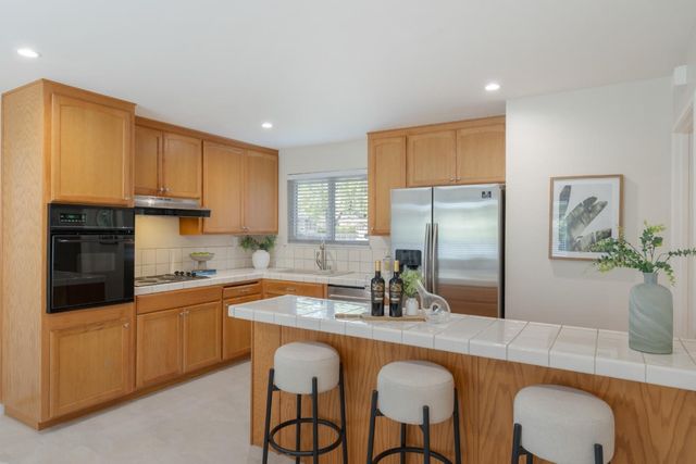 579 Arran Court, Sunnyvale, CA 94087