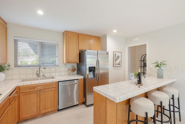 579 Arran Court, Sunnyvale, CA 94087