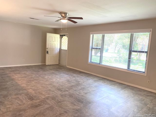 4623 ERIN BLVD, San Antonio, TX 78217