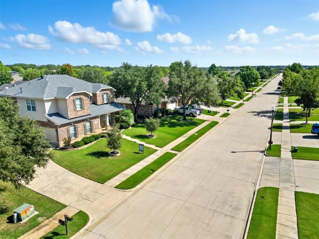 1917 Belmont Park Drive, Denton, TX 76210