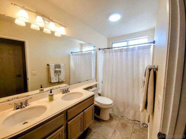 663 Hillhaven Dr, San Marcos, CA 92078