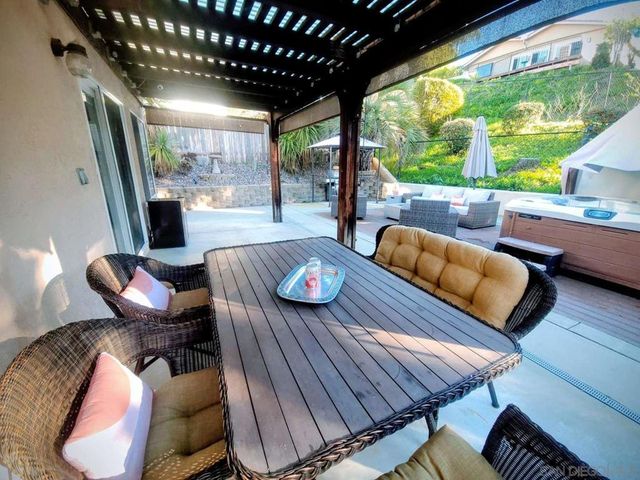 663 Hillhaven Dr, San Marcos, CA 92078