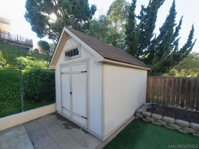 663 Hillhaven Dr, San Marcos, CA 92078