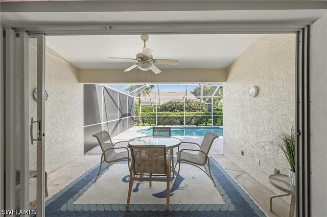 8681 Mustang DR, Naples, FL 34113