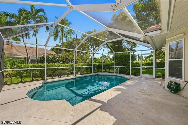 8681 Mustang DR, Naples, FL 34113