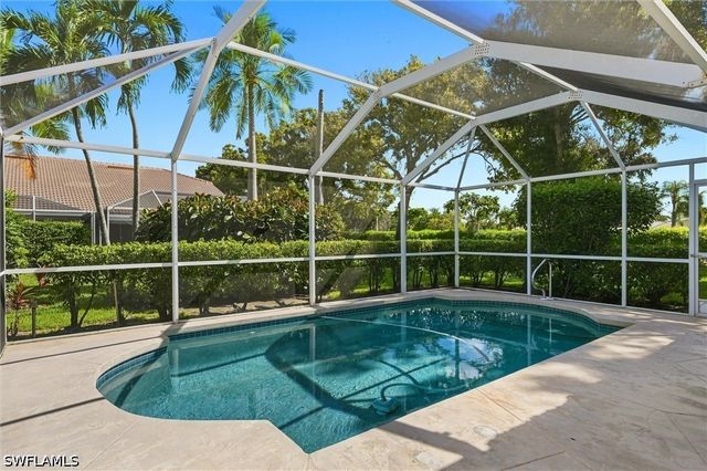 8681 Mustang DR, Naples, FL 34113