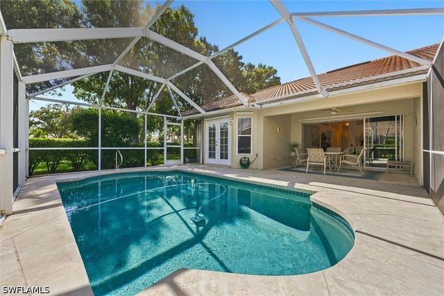 8681 Mustang DR, Naples, FL 34113