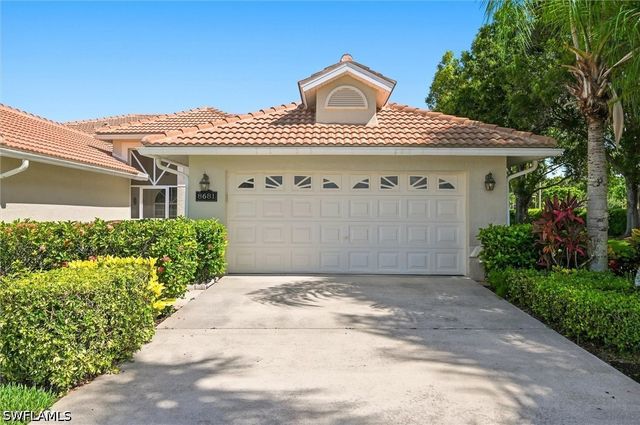8681 Mustang DR, Naples, FL 34113