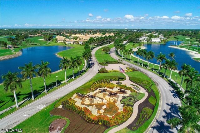 8681 Mustang DR, Naples, FL 34113