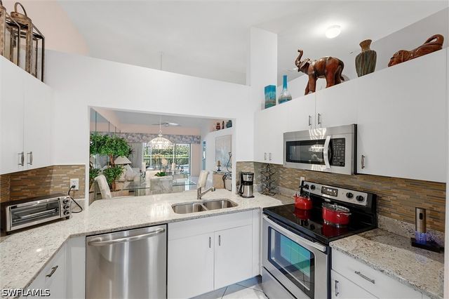 8681 Mustang DR, Naples, FL 34113