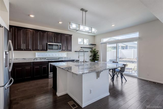 4577 N Quatar Court, Aurora, CO 80019