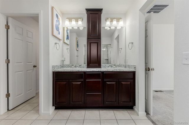 4577 N Quatar Court, Aurora, CO 80019